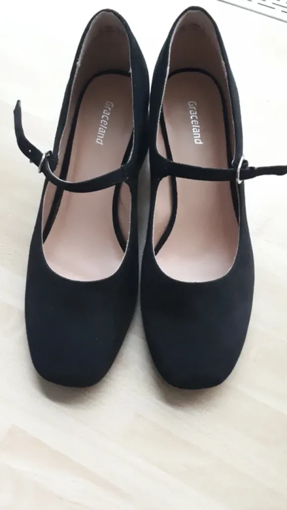 Damenschuhe