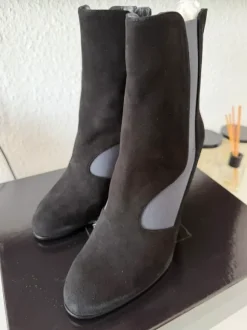 Damenschuhe Stiefel mit Absatz