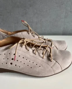 Dames veterschoen Think! Maat 42