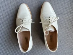 Derbies crème Minelli