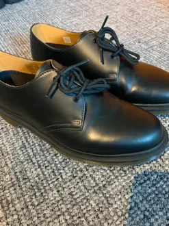 Doc Martens Halbschuhe