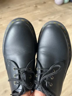 Doc Martens Halbschuhe vegan Gr.40/41 Top Zustand