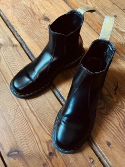 Dr. Martens Chelsea Boots VEGAN