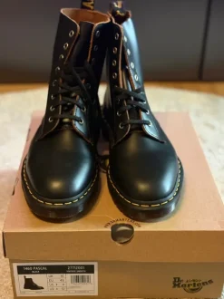 Dr. Martens Pascal 1460 - Neu & ungetrageb - Gr. 45