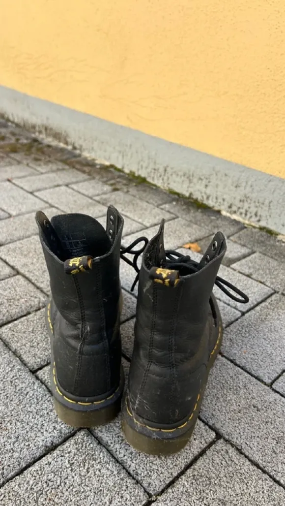 Dr. Martens schwarz Damen