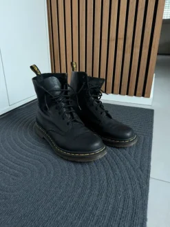 Dr. Martens schwarz matt gr.43