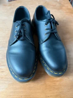 Dr. Martens vegan Gr. 39