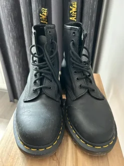 Dr. Martens zwart maat 40