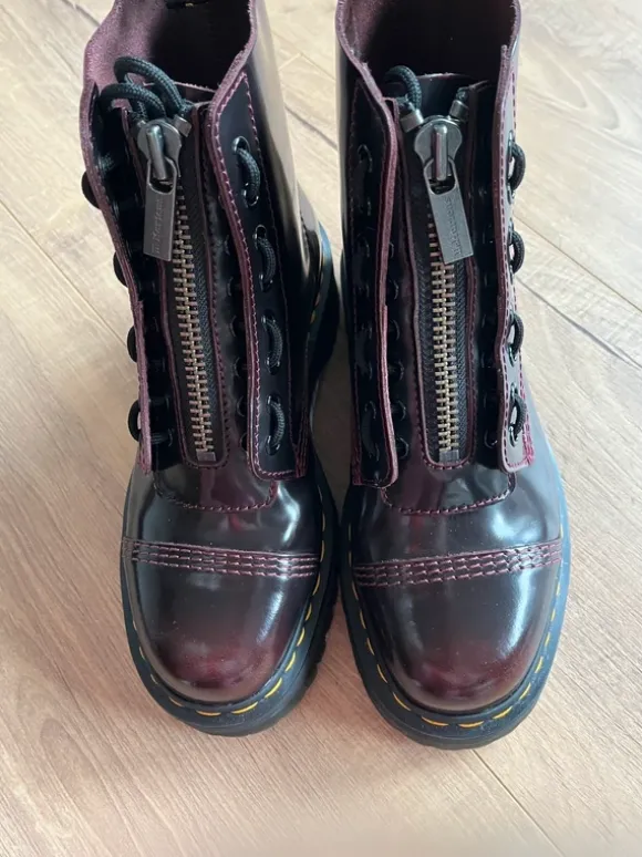 Dr.Martens Sinclair in Rot