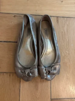 Dune Ballerinas, metallic-farbend, Gr. 39