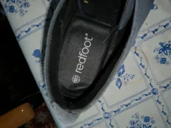Dunkelblaue elegante Schuhe