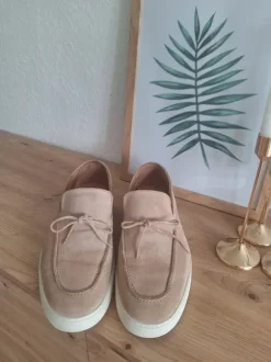Edle Wildleder-Lofer in Beige