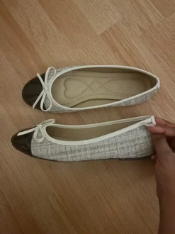 Elegant ballerinas in Creme weiß