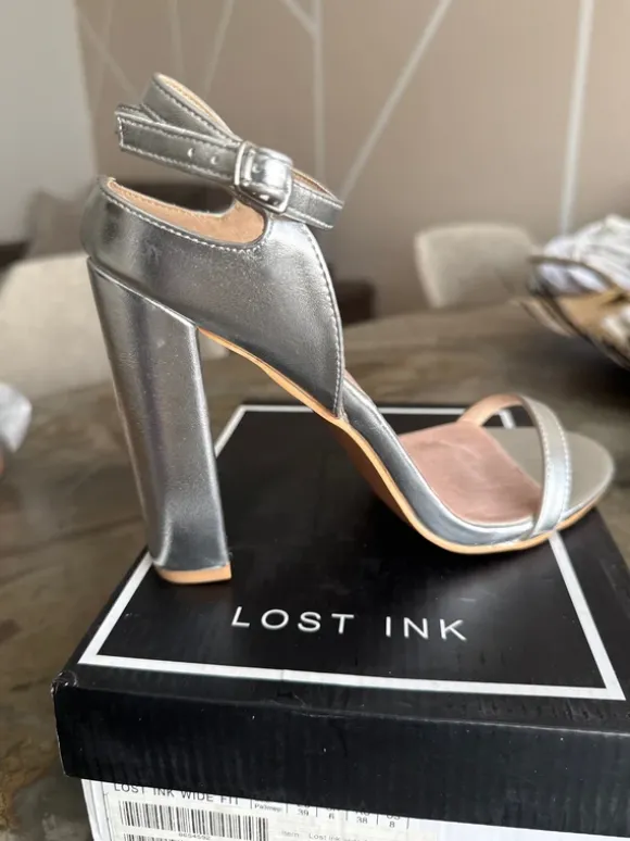 Elegant Sandals Silver