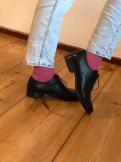 Elegant shoes that look like new