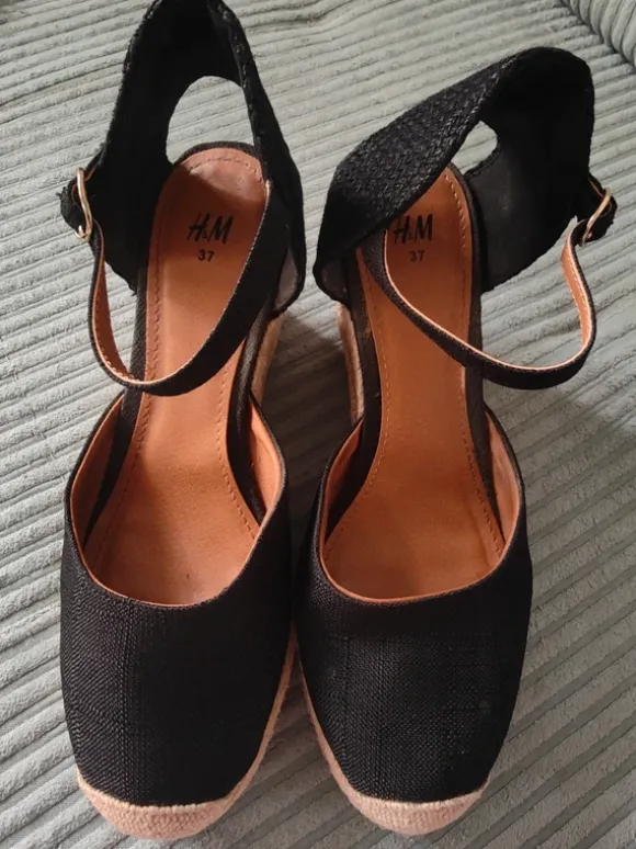 Elegante H&M Keilsandaletten / Espadrilles – Schwarz – Gr. 37