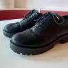 Eleganter Halbschuh mit Lochmuster