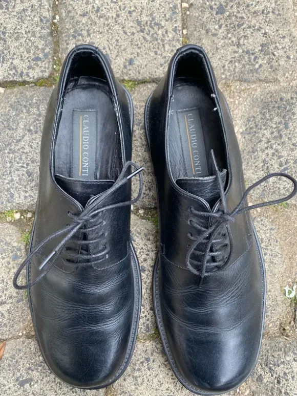 Eleganter Schnürschuh