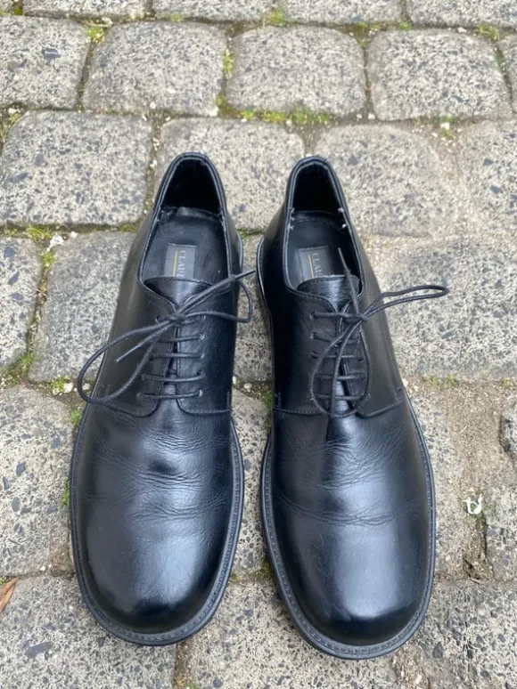 Eleganter Schnürschuh