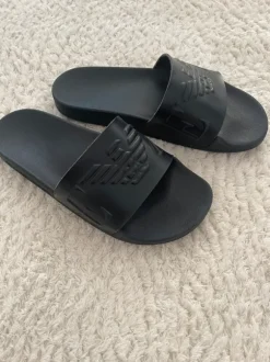 Emporio Armani Badeschuhe Größe 38