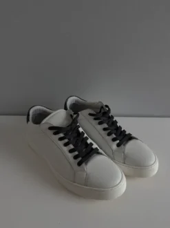 Emporio Armani Männer Schuhe