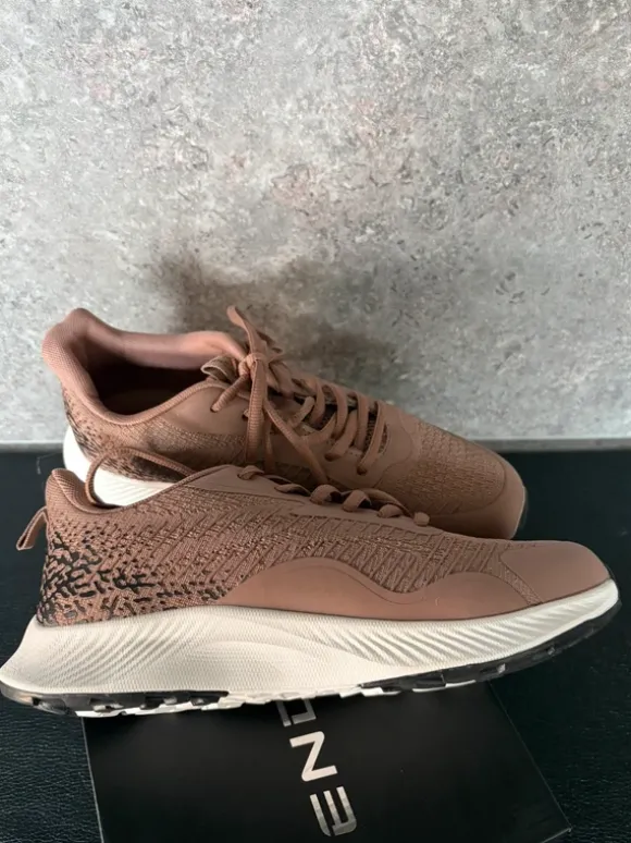 Endurance nieuwe leuke sneakers mt 40