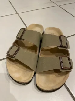 Ernstings/Gina aktuelle Sandalen Khaki Gr 40