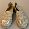Espadrilles in gold