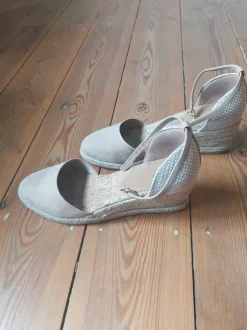 Espadrilles mit Keilabsatz