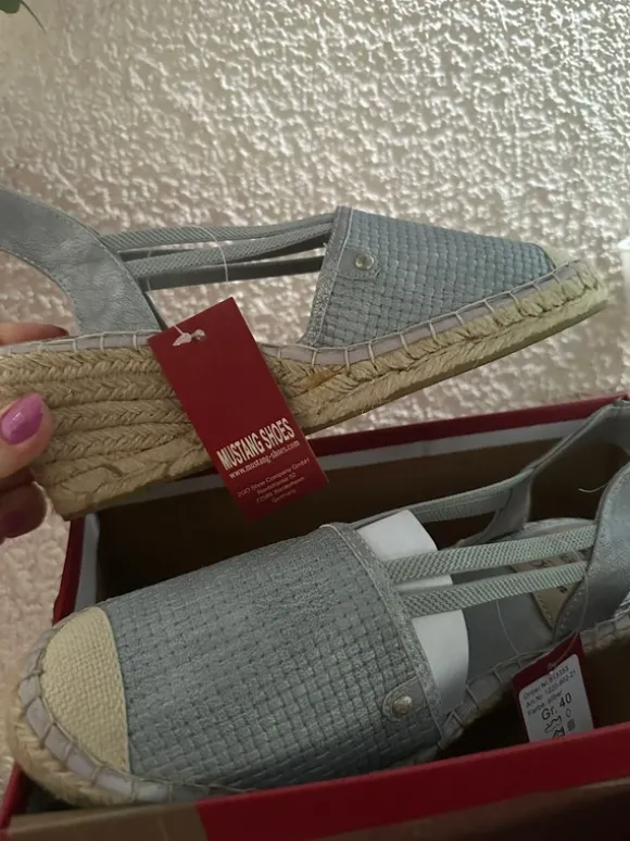 Espadrilles von Mustang