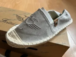 Espandrilles Gr 37 grau Neu Fritzi aus Preußen