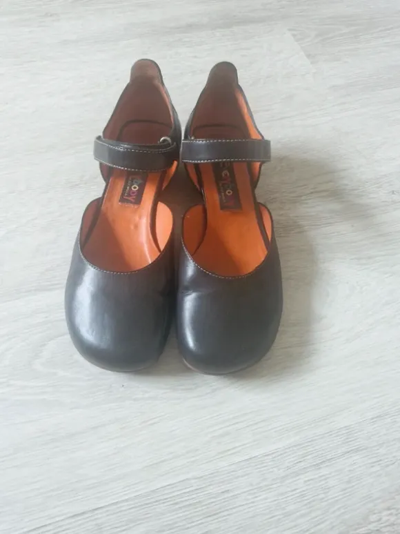 Everybody Spangenpumps in 39,5 schwarz