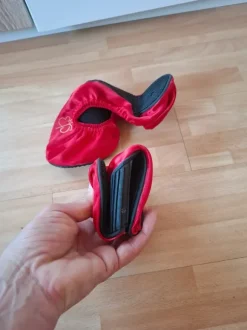 Faltbare Ballerina in rot für die Handtasche von Butterfly twists