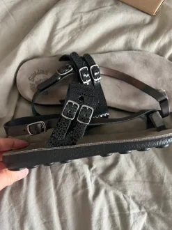 Fantasy sandals sandalen zwart leer grijs suede voetbed