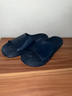 Fashy Badeschuhe / Pantoletten Gr. 43 dunkelblau