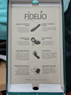 Fidelio sandals