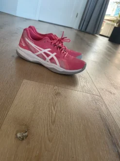 Fijne hardloopschoenen of handbalschoenen