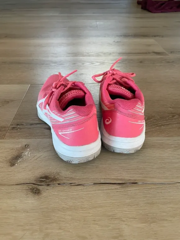 Fijne hardloopschoenen of handbalschoenen