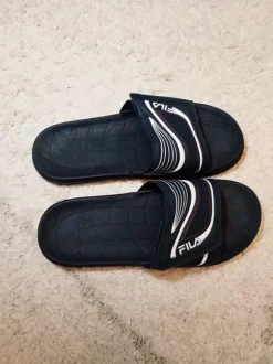 Fila Badeschuhe 41 neuwertig