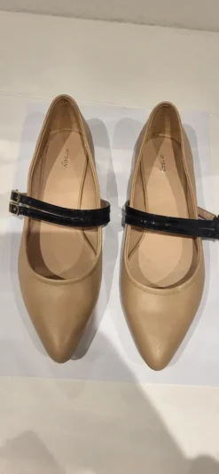 flache Mary-Jane-Schuhe