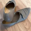 Flat grey shoes