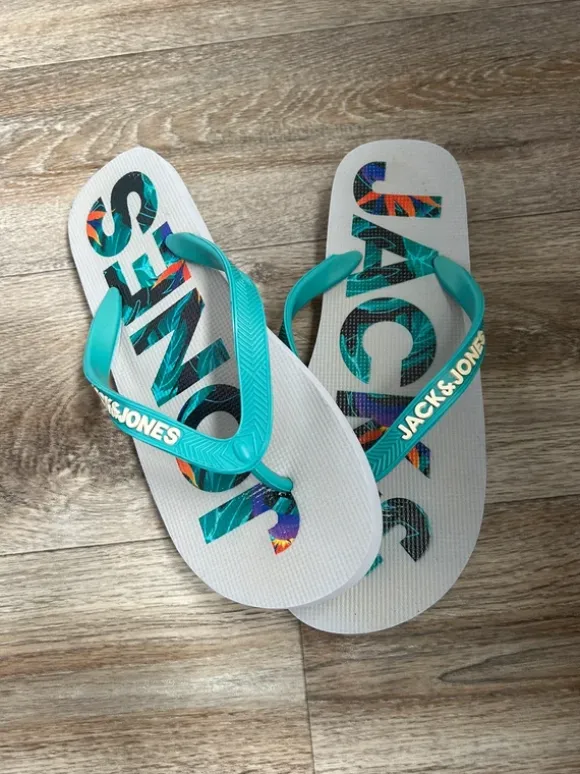 Flip Flops