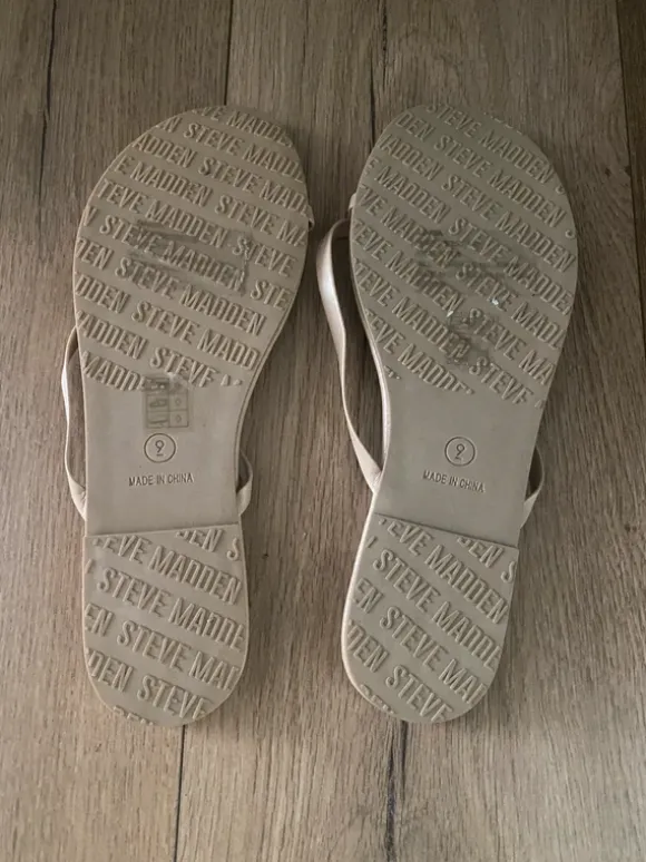 Flip Flops von Steve Madden, neu