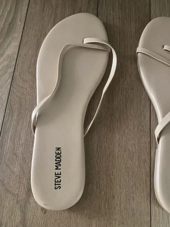 Flip Flops von Steve Madden, neu
