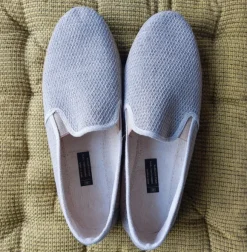 💚Freizeitschuhe, beige, Größe 44💚