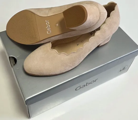 Gabor Pumps Gr 37 Neu mit Karton und Beleg