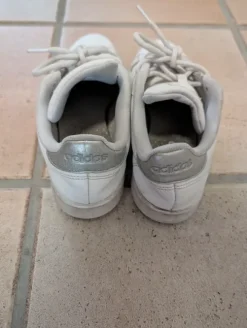 Gebraucht Sneakers von Adidas gr. 39
