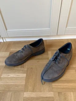 Geox Size 45 boat shoes brown blue