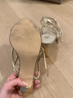 Geschnürte High Heel Sandalen PLT