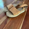 Glamorous Wide Fit Plateausandalen / Espadrilles – Beige/Camel
